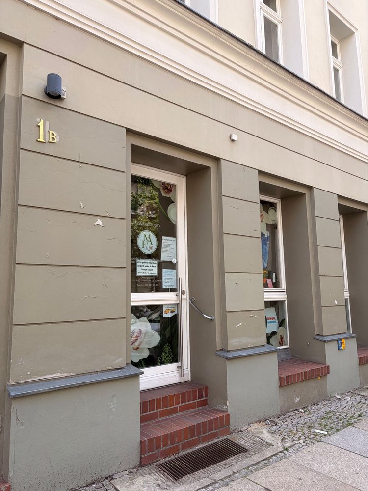 Eingang des Studios – Tieckstraße 1b